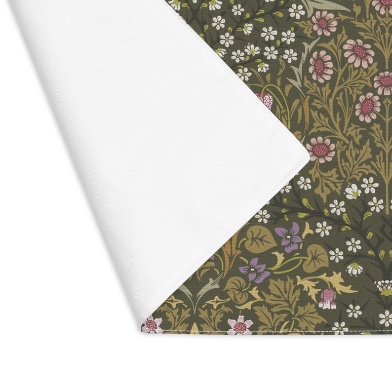 William Morris Blackthorn placemat in Olive Green detail showing hemmed edge and cotton twill texture